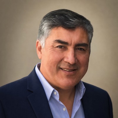 Dr. Vicente Herrera